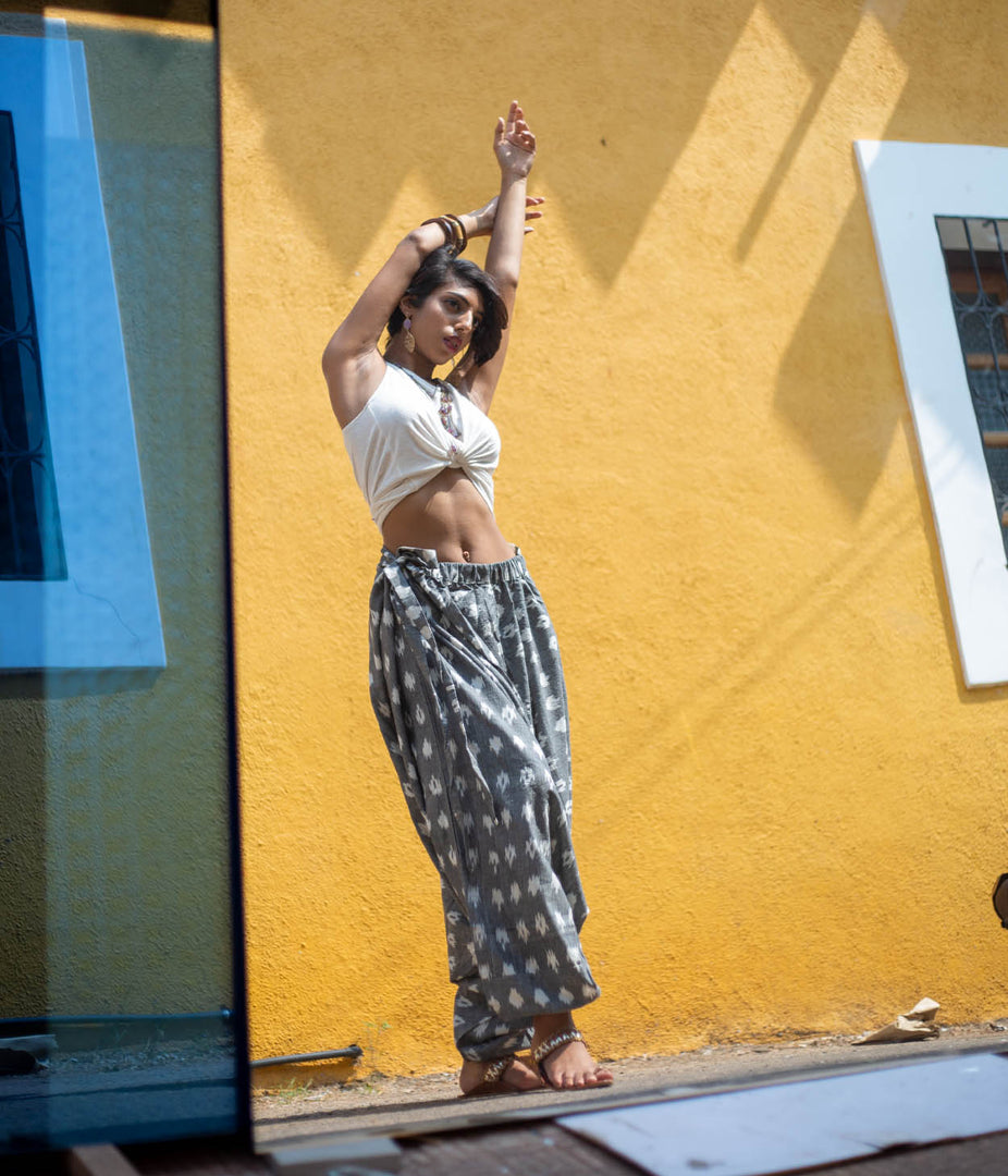 Ikat Grey-White Patterned Boho Pant