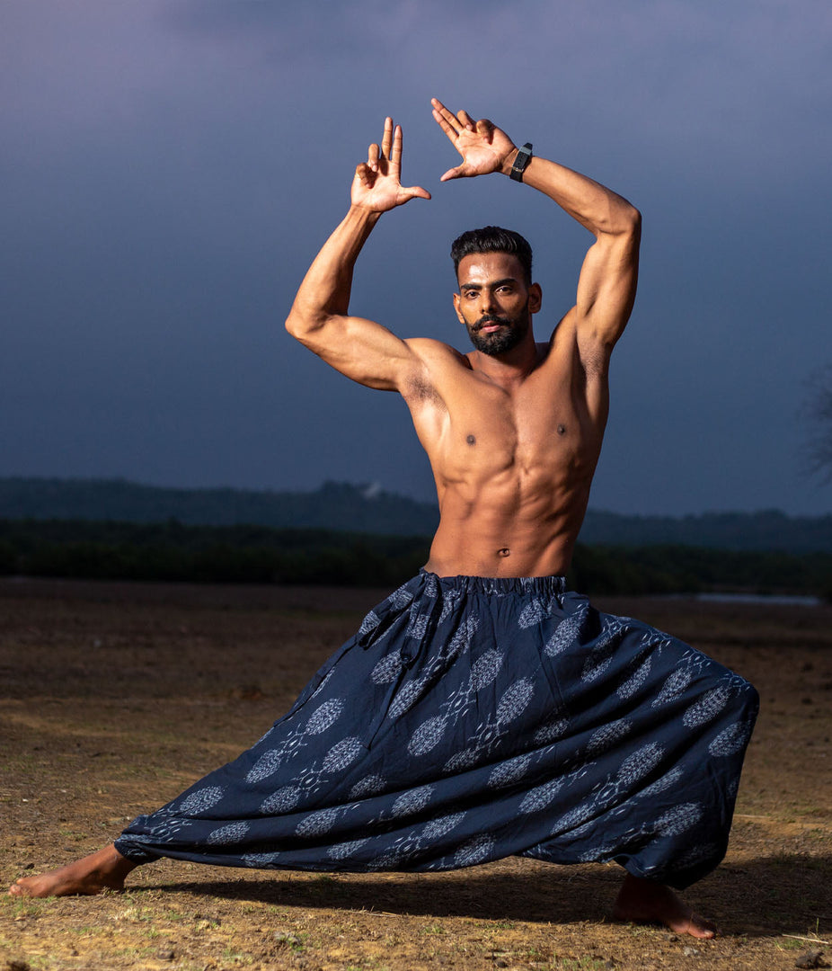 Ikat Navy-White Abstract Boho Pant