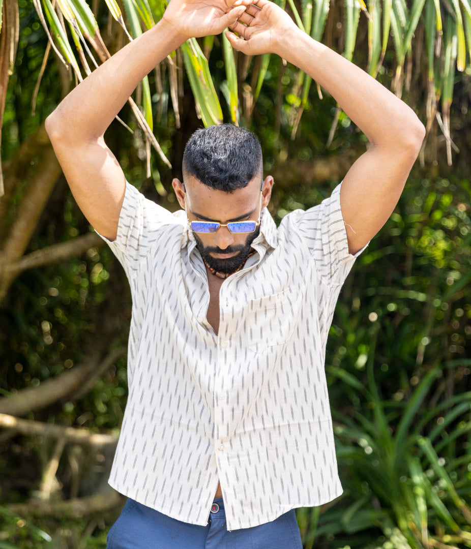 Ikat White-Black Mens Short-Sleeved Shirt