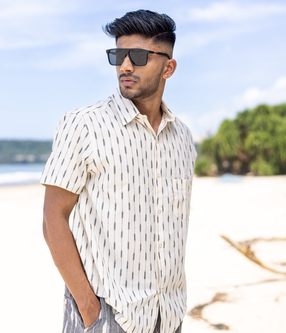 Ikat White-Black Striped Mens Short-Sleeved Shirt