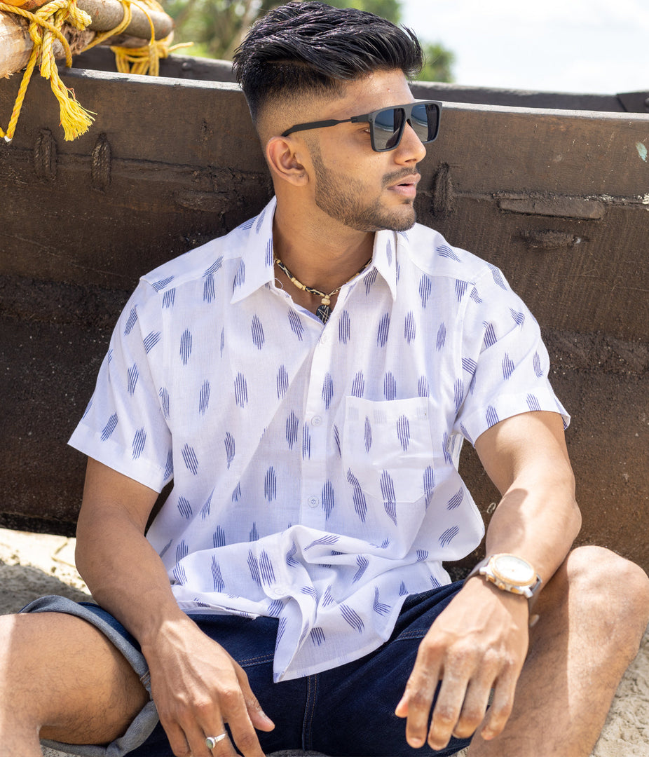 Ikat White-Blue Mens Short-Sleeved Shirt
