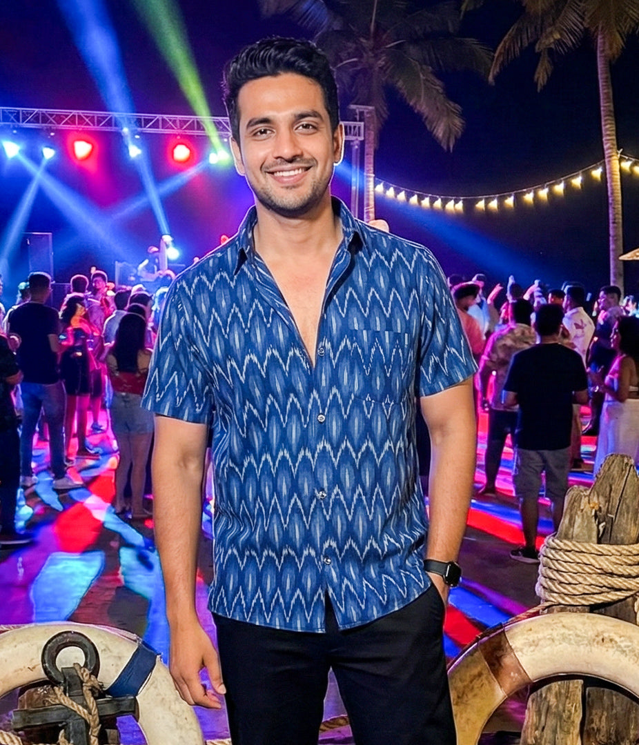 Ikat Blue Chevrons Mens Short-Sleeved Shirt