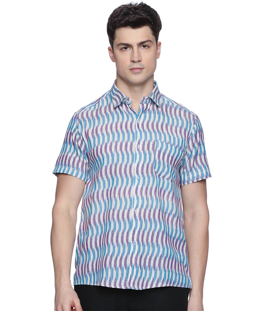 Ikat Blue-Purple Patterned Mens Short-Sleeved Shirt