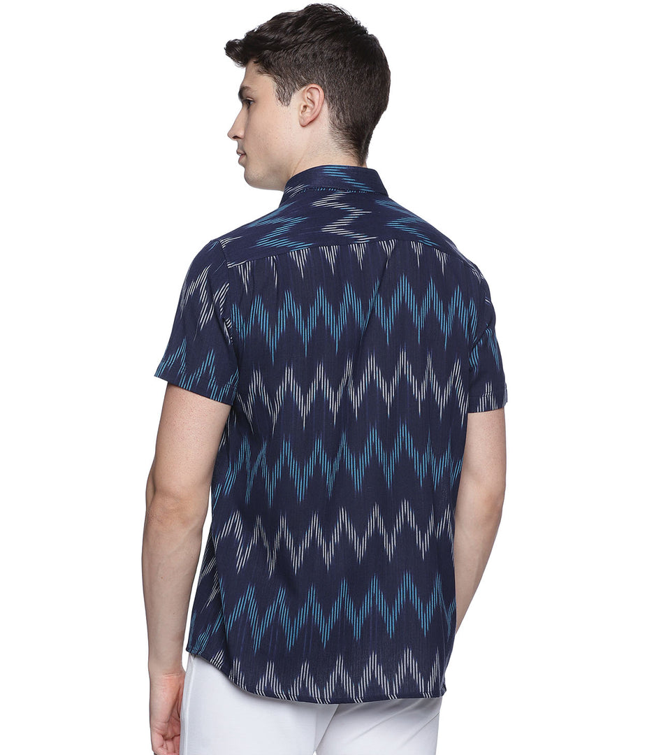 Ikat Navy Blue Chevrons Mens Short-Sleeved Shirt