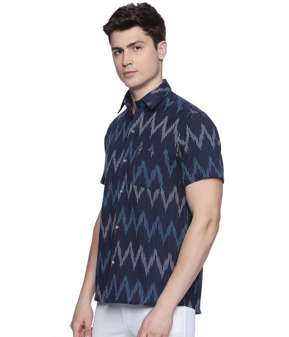 Ikat Navy Blue Chevrons Mens Short-Sleeved Shirt