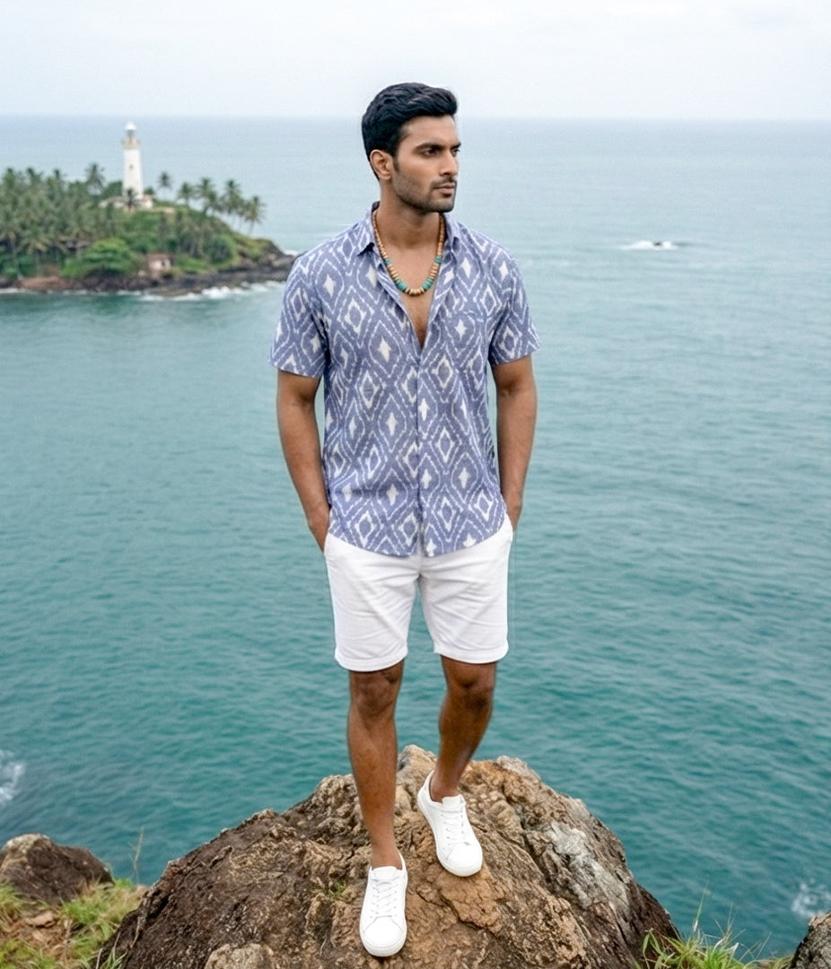Ikat Pastel Blue Patterned Mens Short-Sleeved Shirt