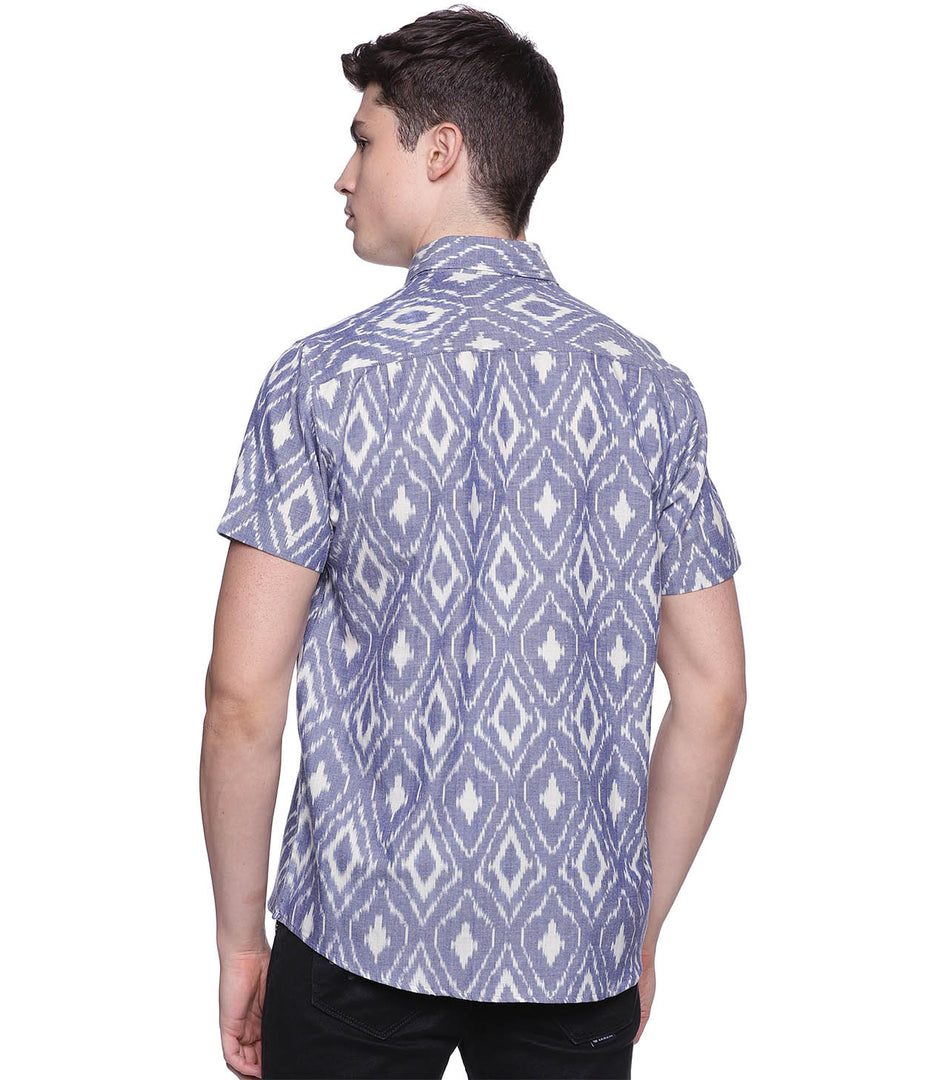 Ikat Pastel Blue Patterned Mens Short-Sleeved Shirt