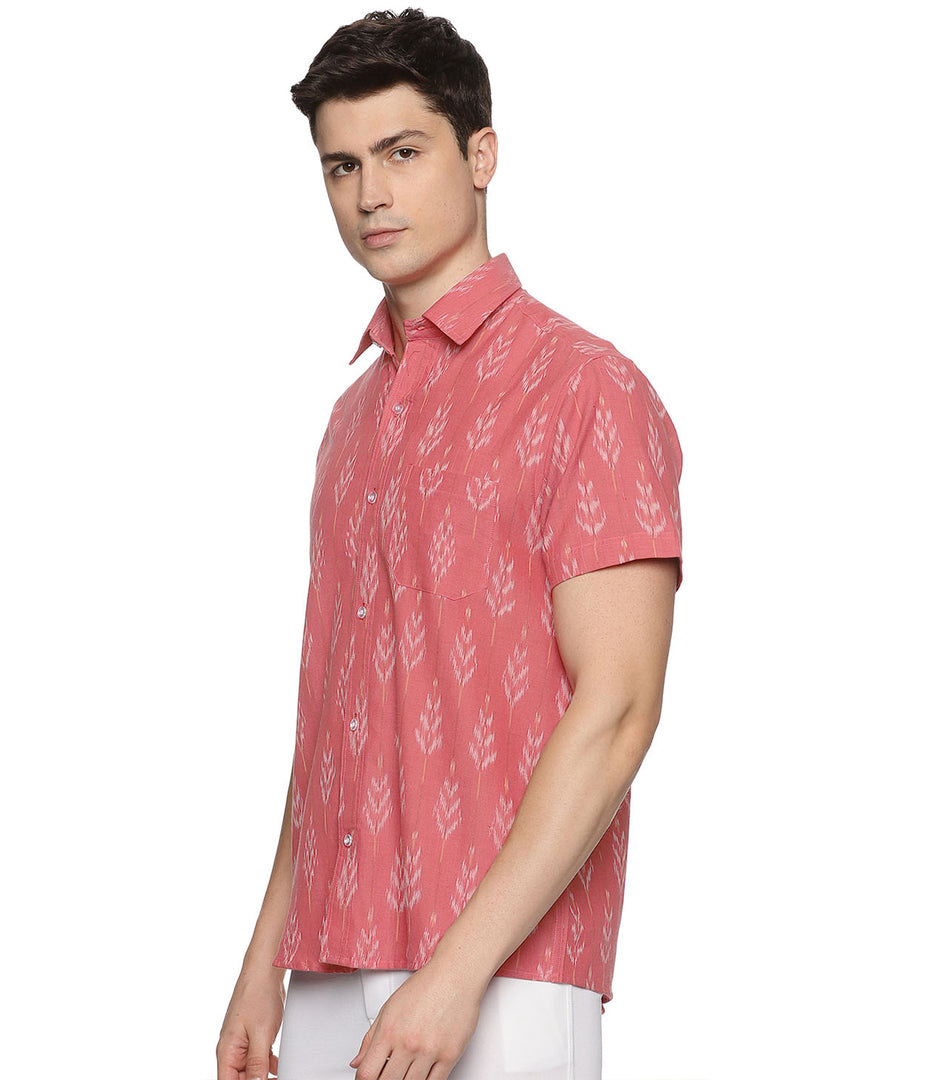 Ikat Rust Red Patterned Mens Short-Sleeved Shirt