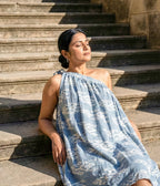 The Staircase Pause Drift Dress