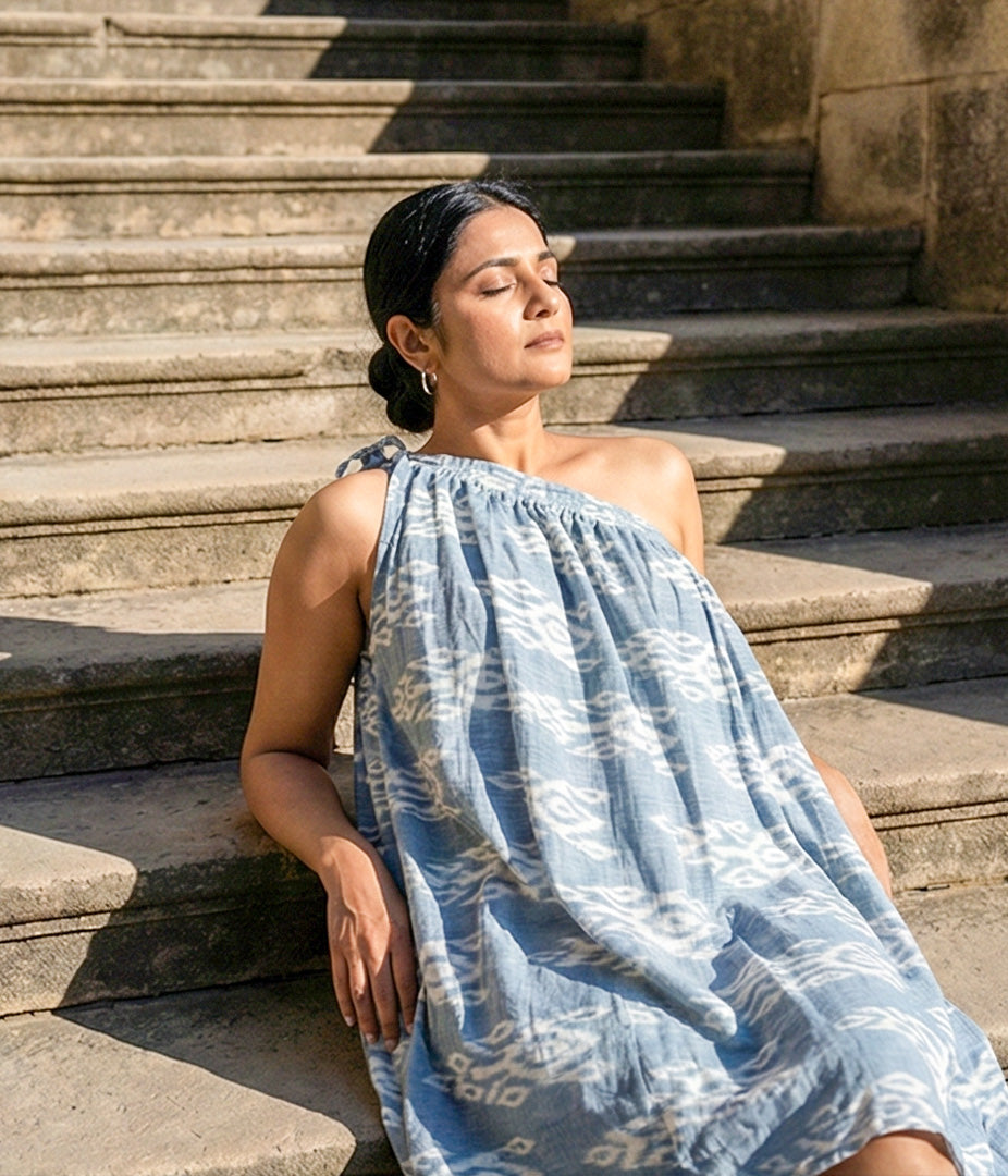 The Staircase Pause Drift Dress