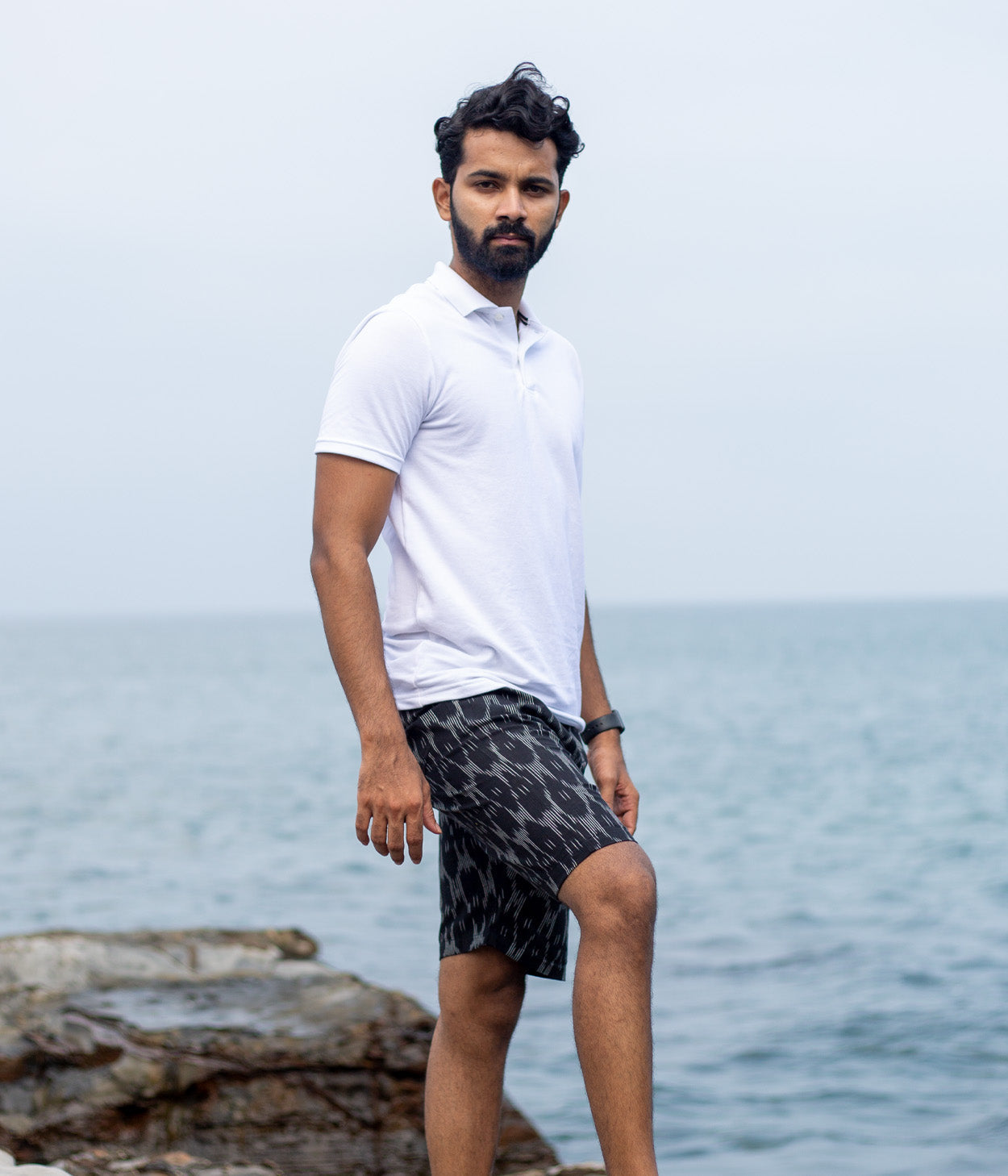 Black-White Patterned Ikat Mens Shorts Main image