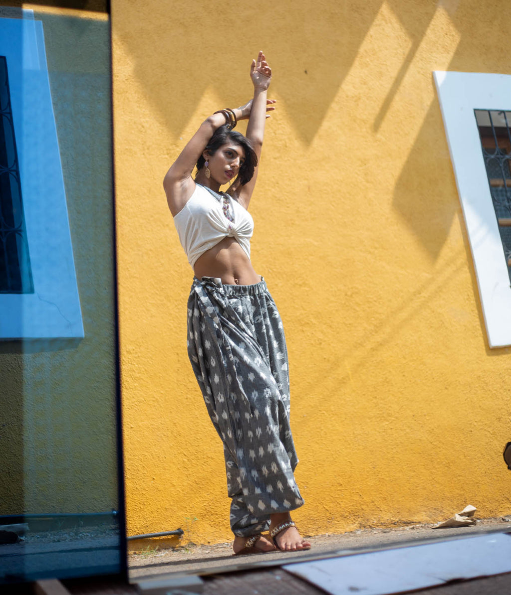 Ikat Grey-White Patterned Boho Pant