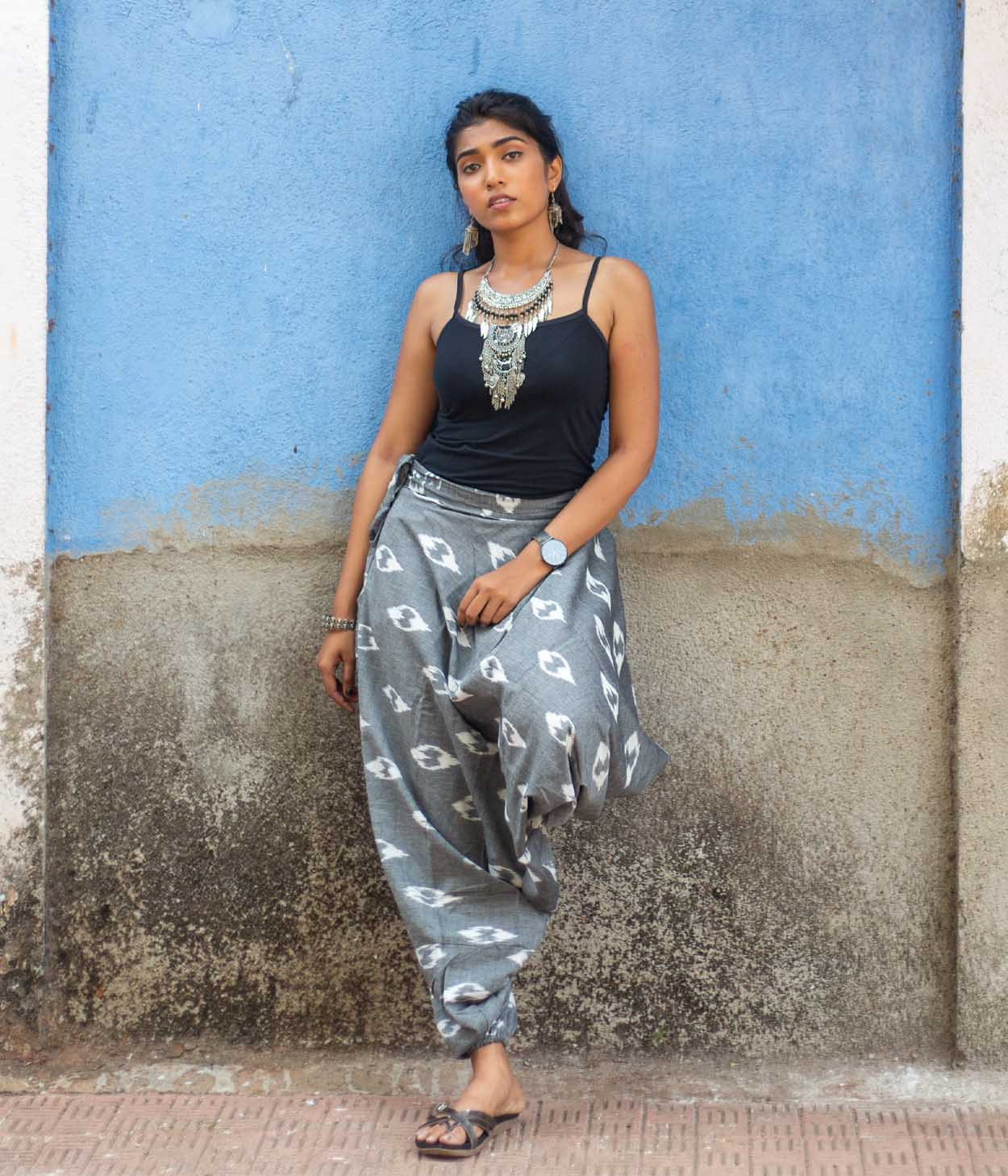 Ikat Grey-White Patterned Boho Pant Secondary image