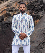 Ikat White-Blue Patterned Mens Short Kurta